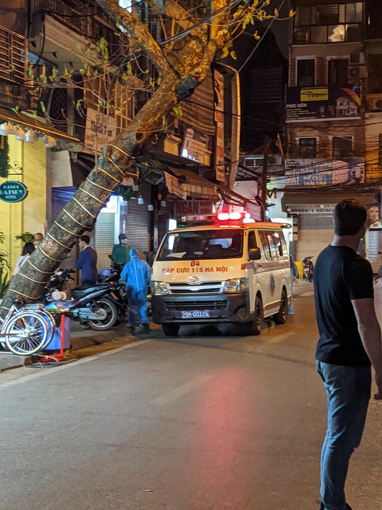 ambulance in Hanoi.jpg